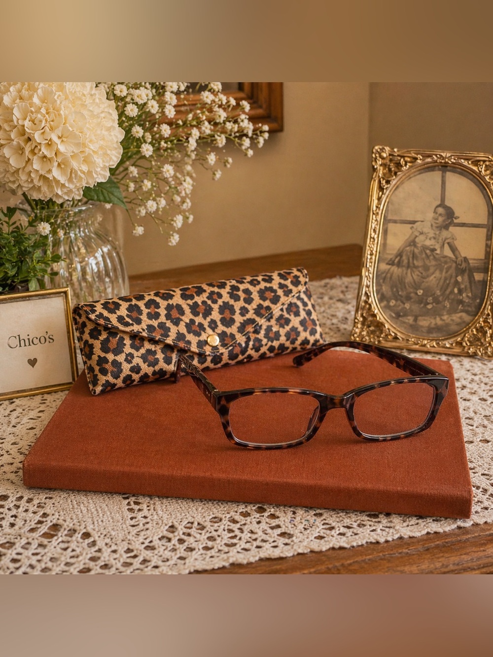 Chico’s Leopard Print Reading Eyeglasses with Case
